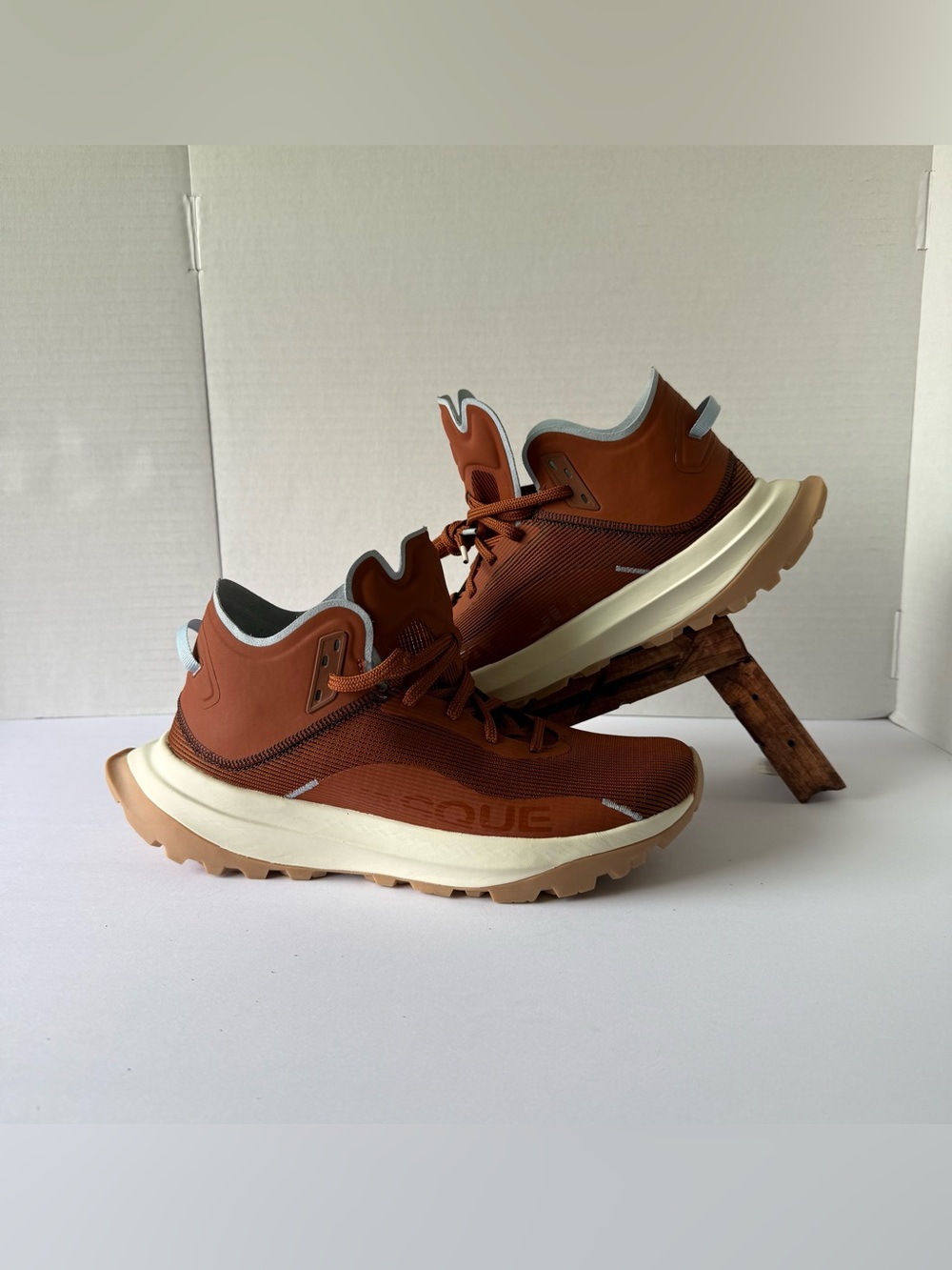 Vasque Re Connect Here Mid  Hiking Boots Women’s Size 9M Mocha Bisque, Nobox New